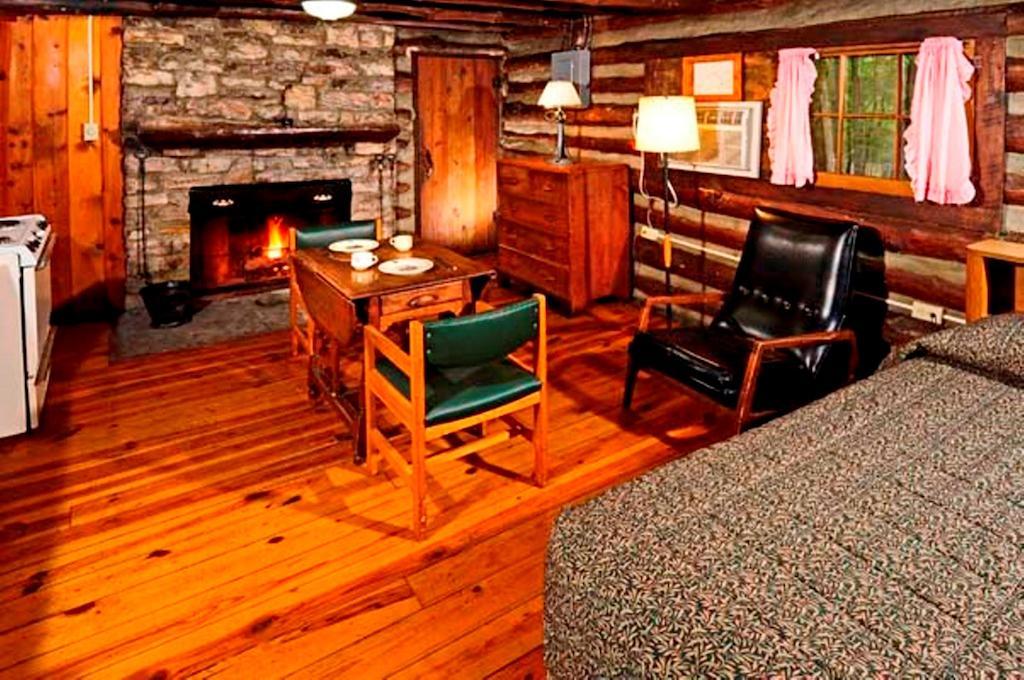 Cacapon State Park Lodge Berkeley Springs Exterior foto